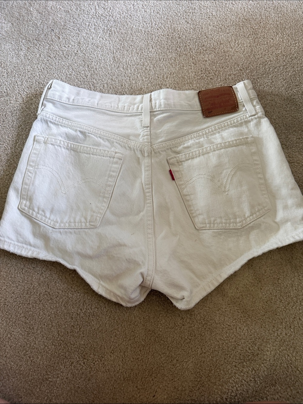 Levi's 501 White High-Rise Denim Shorts - Picture 2 of 5